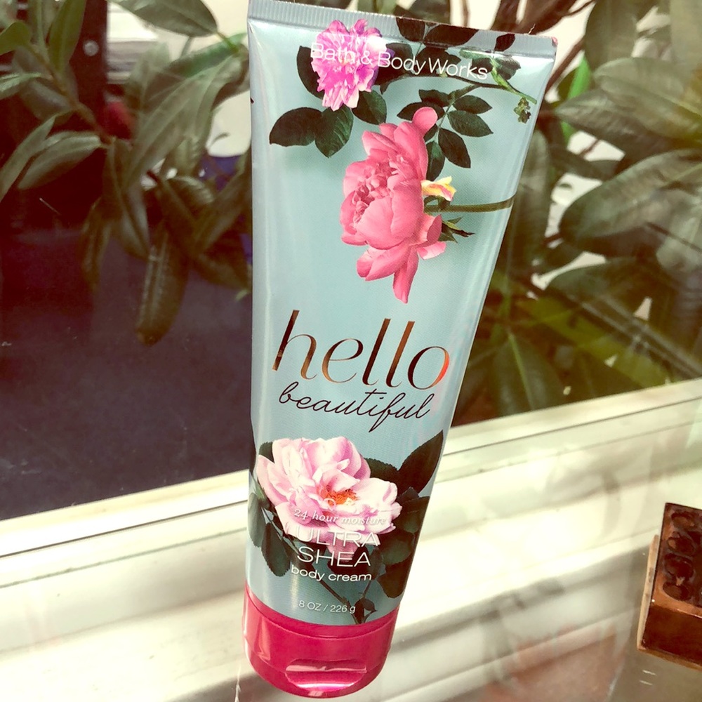 Hello Beautiful Lotion 🎀
